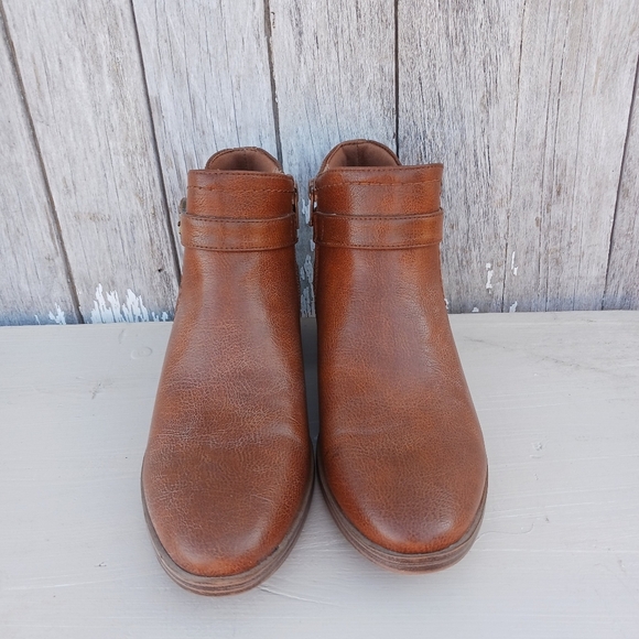 Baretraps Womens Sz 7M Maci Brown Booties Ankle Boots Shoes Vegan Leather Faux - Picture 4 of 9